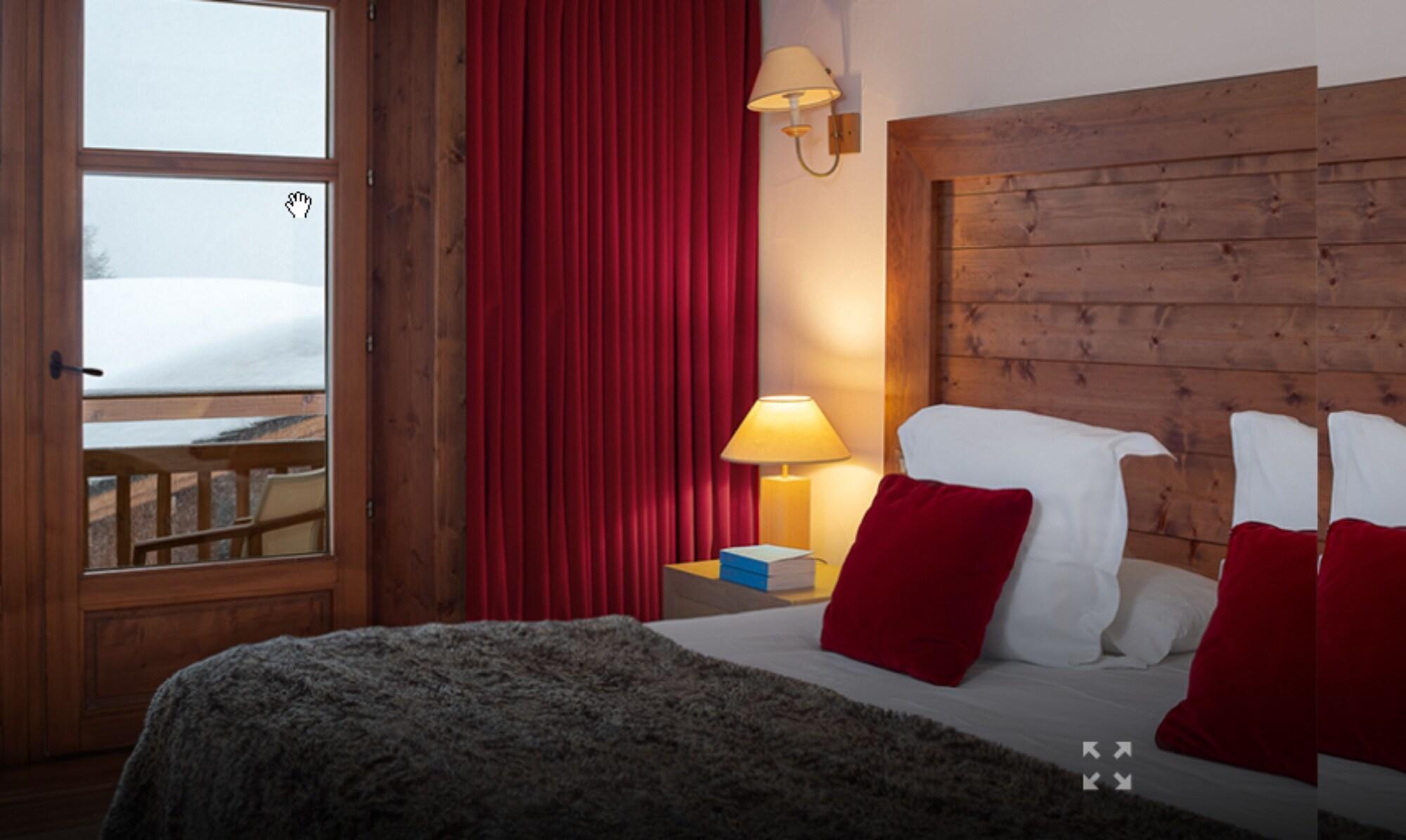 Hotel Les Barmes De L'Ours วาลดีแซร์ ภายนอก รูปภาพ