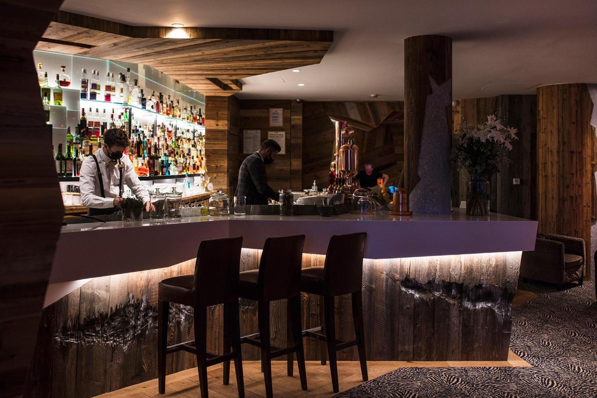 Hotel Les Barmes De L'Ours วาลดีแซร์ ภายนอก รูปภาพ
