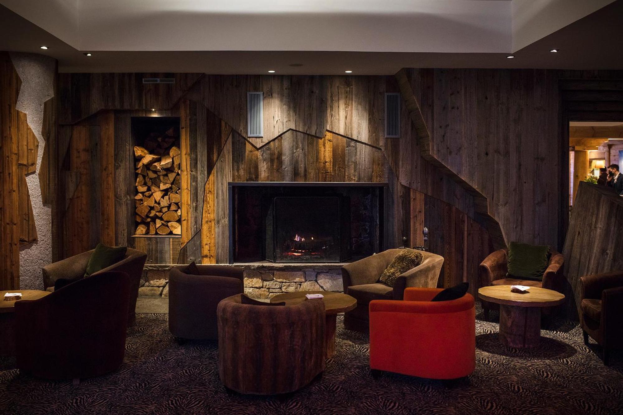 Hotel Les Barmes De L'Ours วาลดีแซร์ ภายนอก รูปภาพ